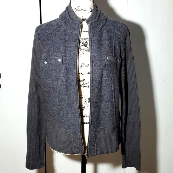 Essentials By A.B.S- 💋Beautiful Gray Classic Chic 100% Wool Coat Size Large - Picture 1 of 6